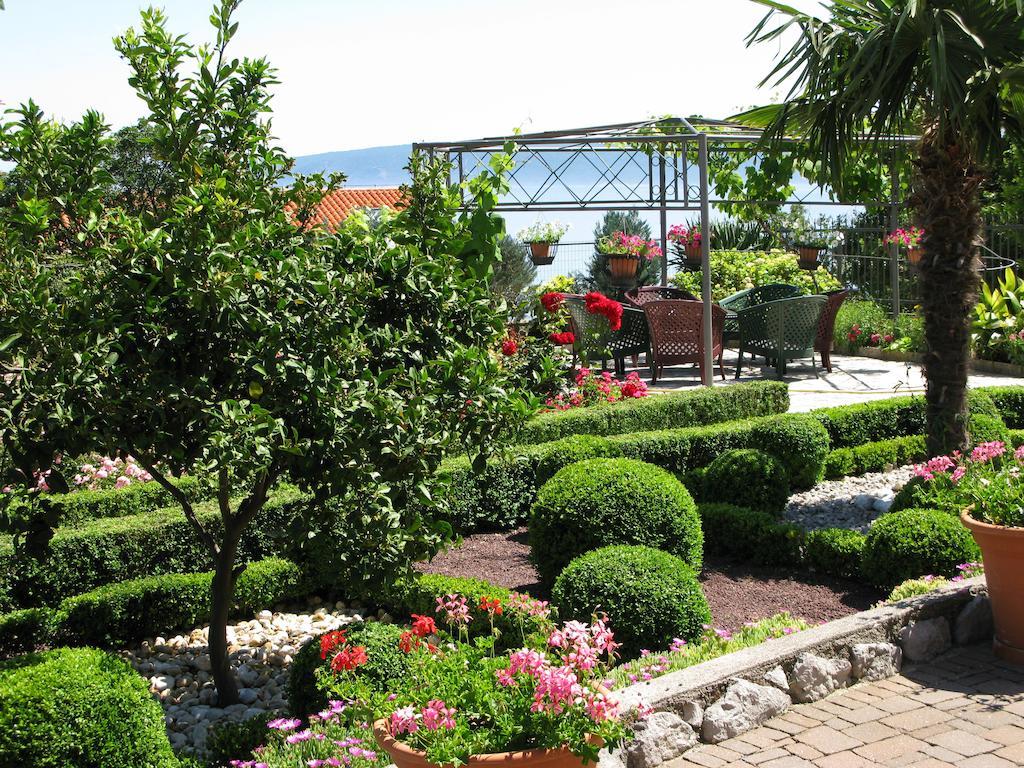 Bed And Breakfast Villa Iris Moscenicka Draga Exterior photo